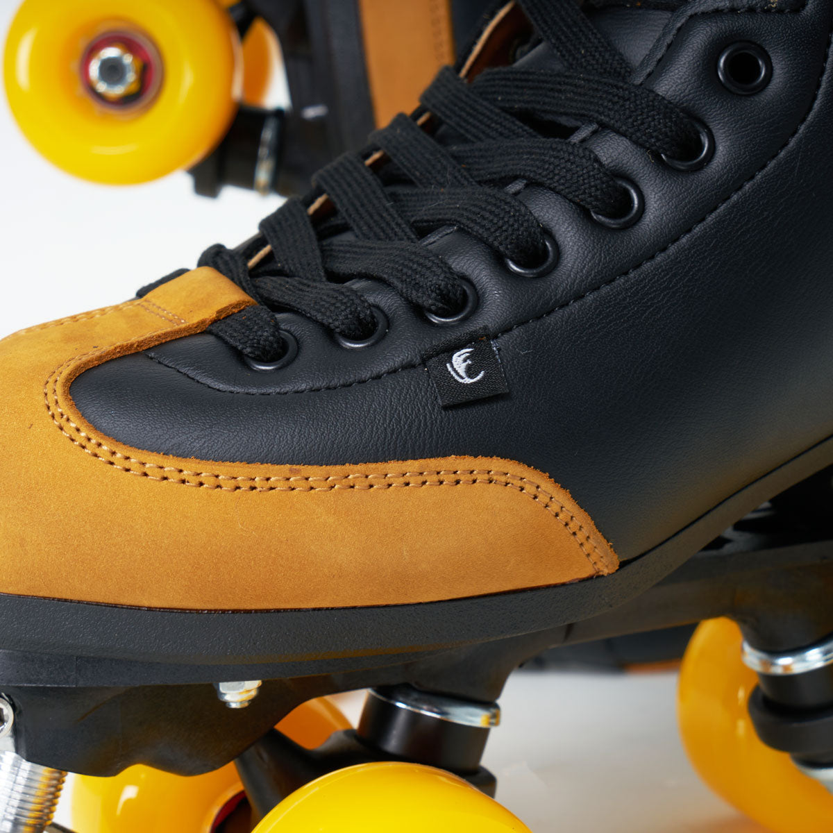 Chaya Rental Rollerskates