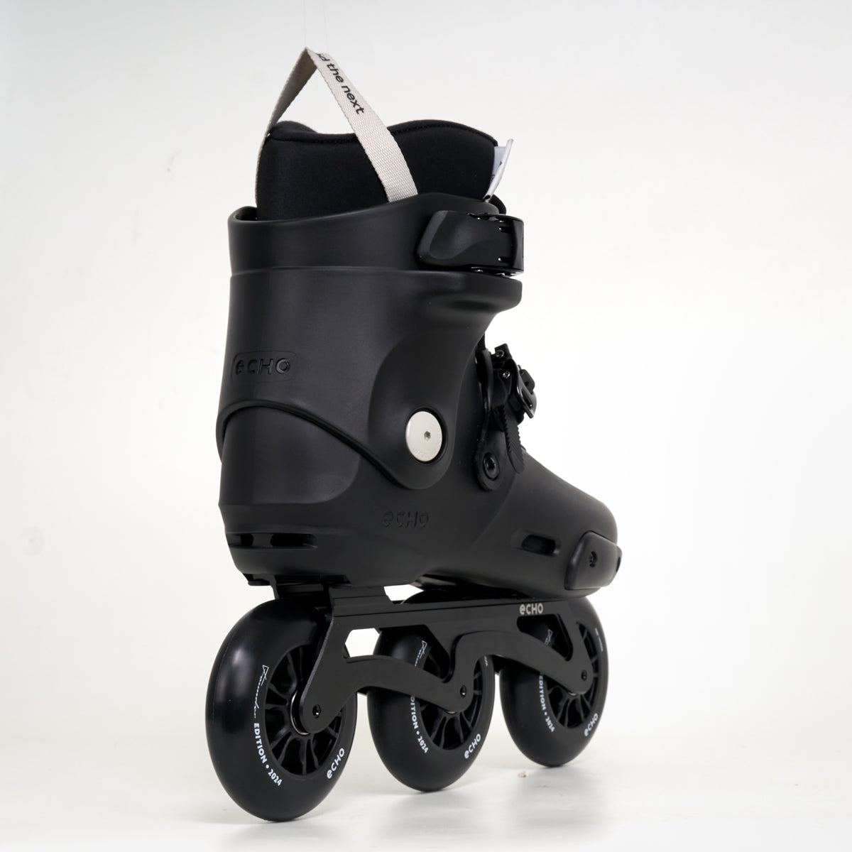 Echo Skates 3-Wheel Freeskates - Black