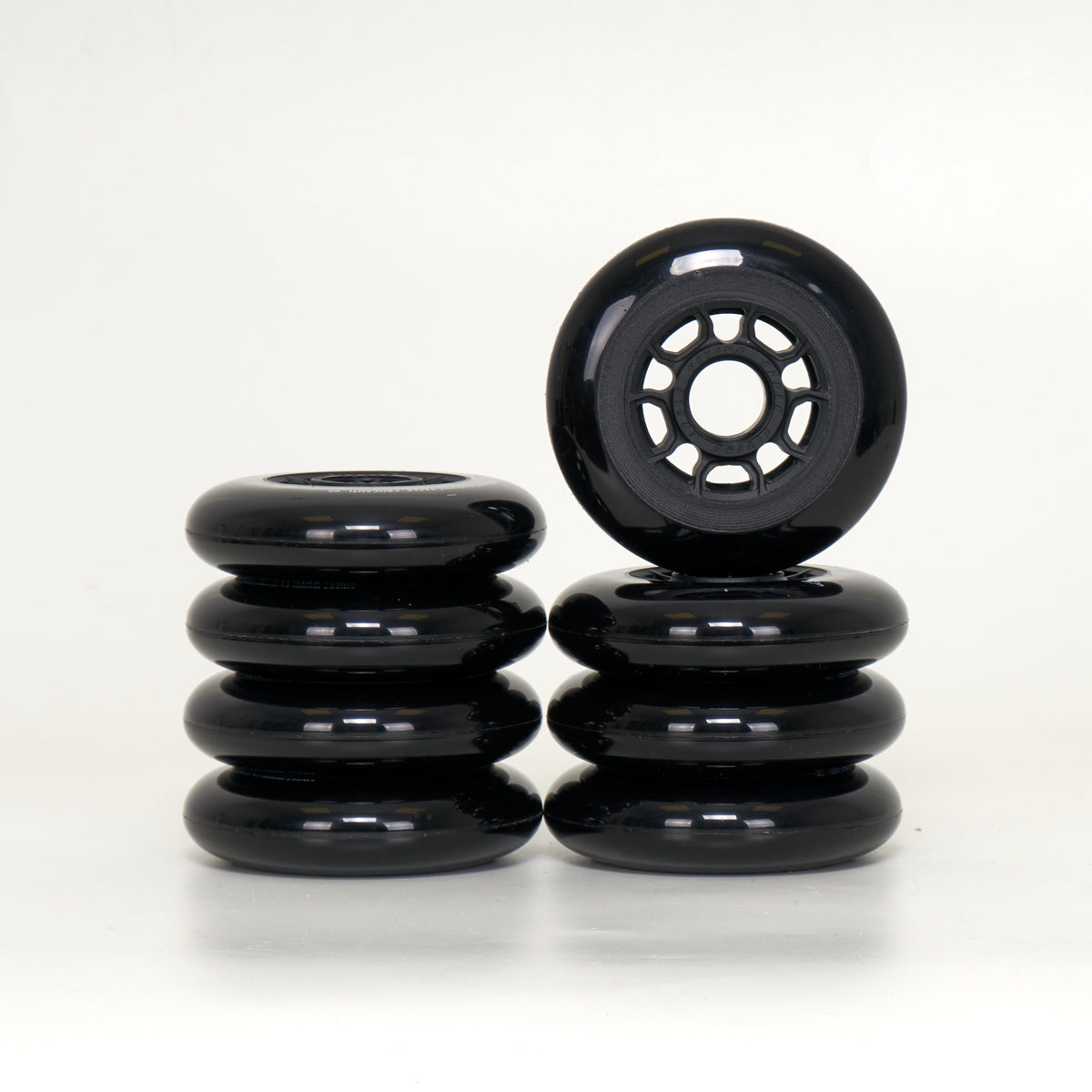Flying Eagle Crocanti 90mm Wheels - Black (8-Set)