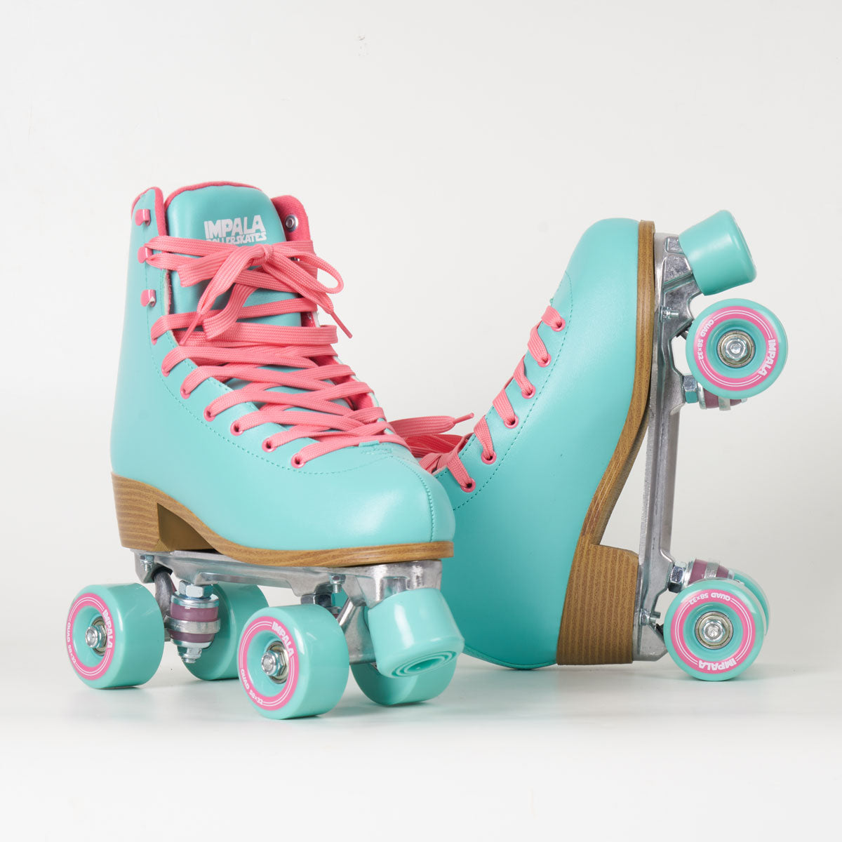 Impala Roller Skates - Aqua