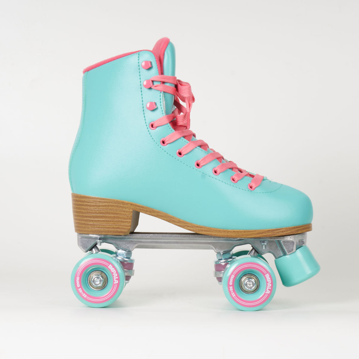 Impala Roller Skates - Aqua