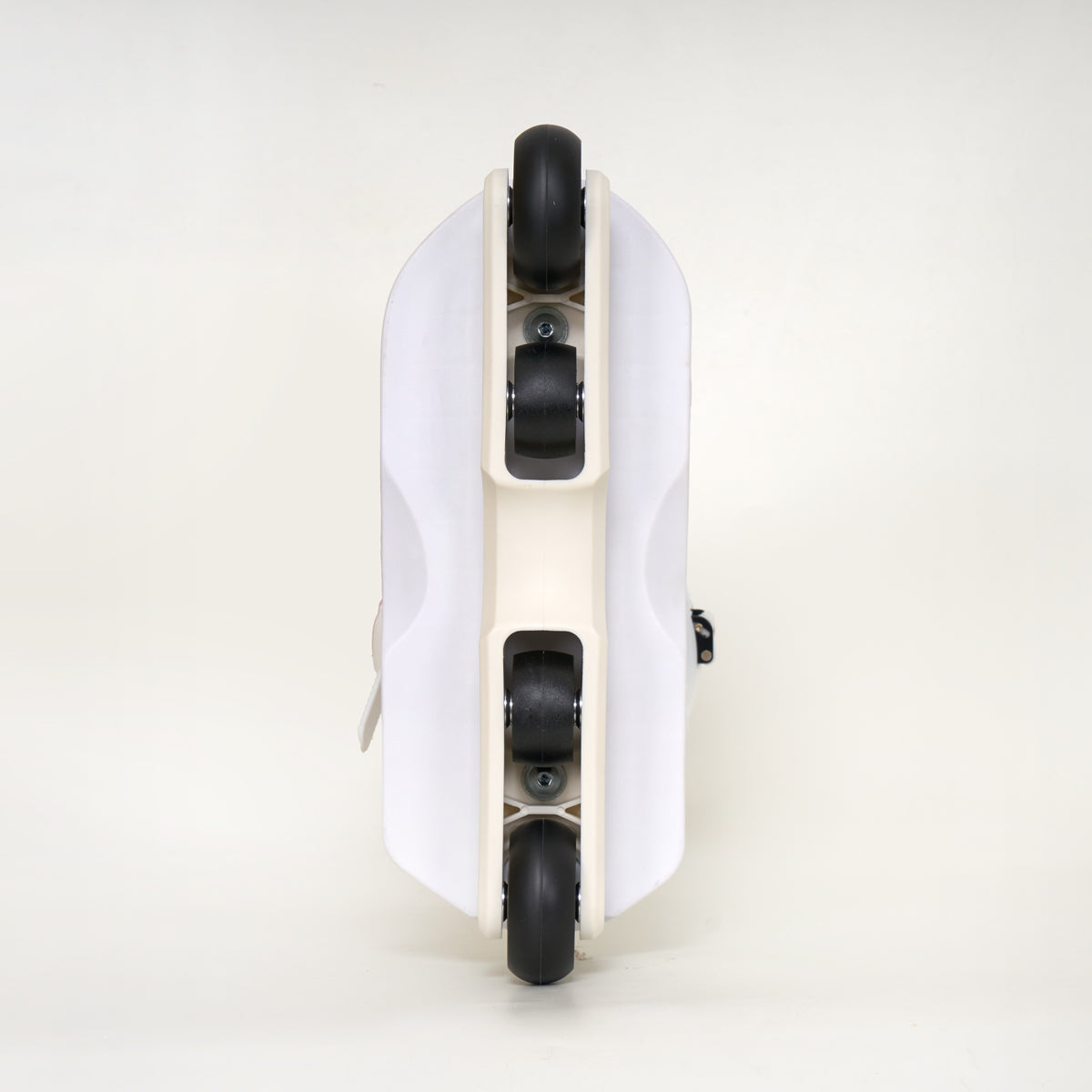 Lava 755 Skates - White