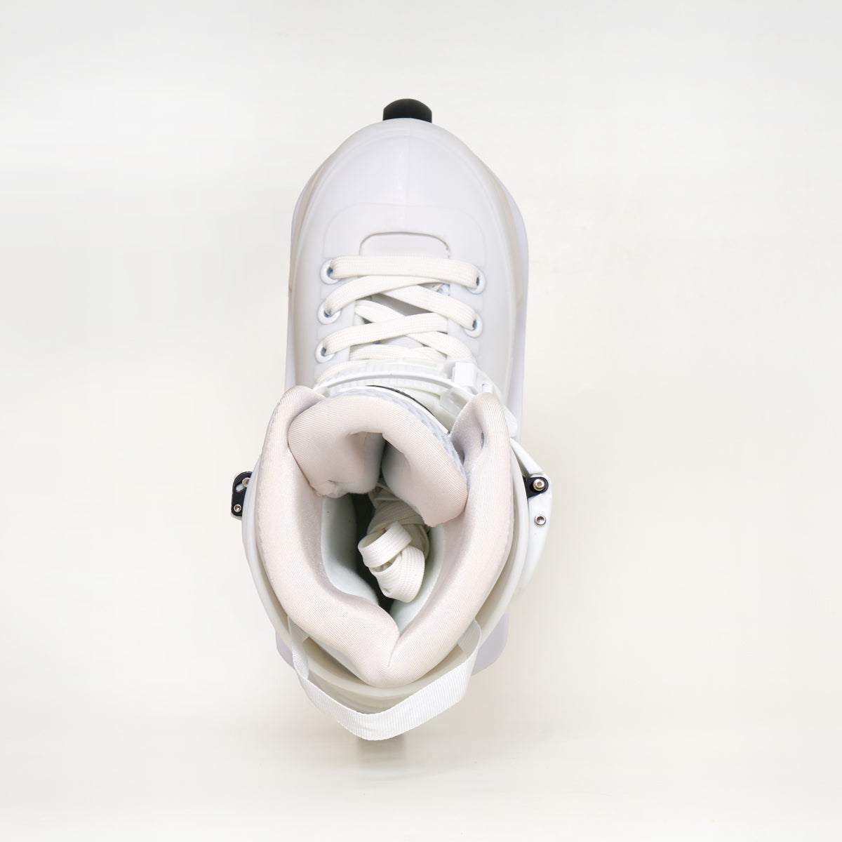 Lava 755 Skates - White