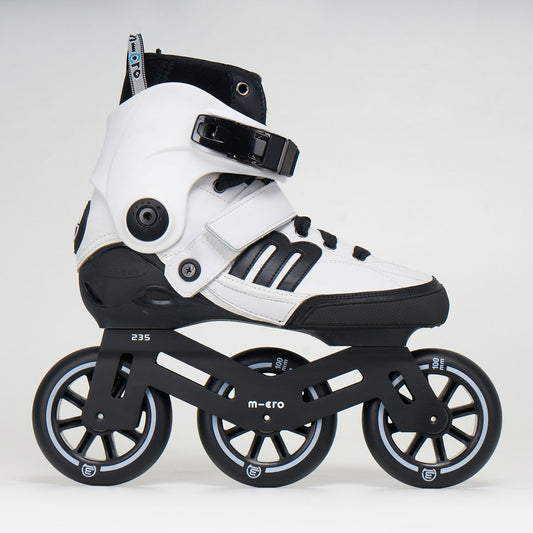 Micro 'Beat' Skates - Black/White