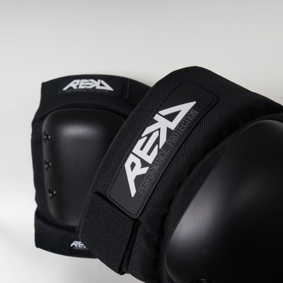 REKD Ramp Pro Knee Pads