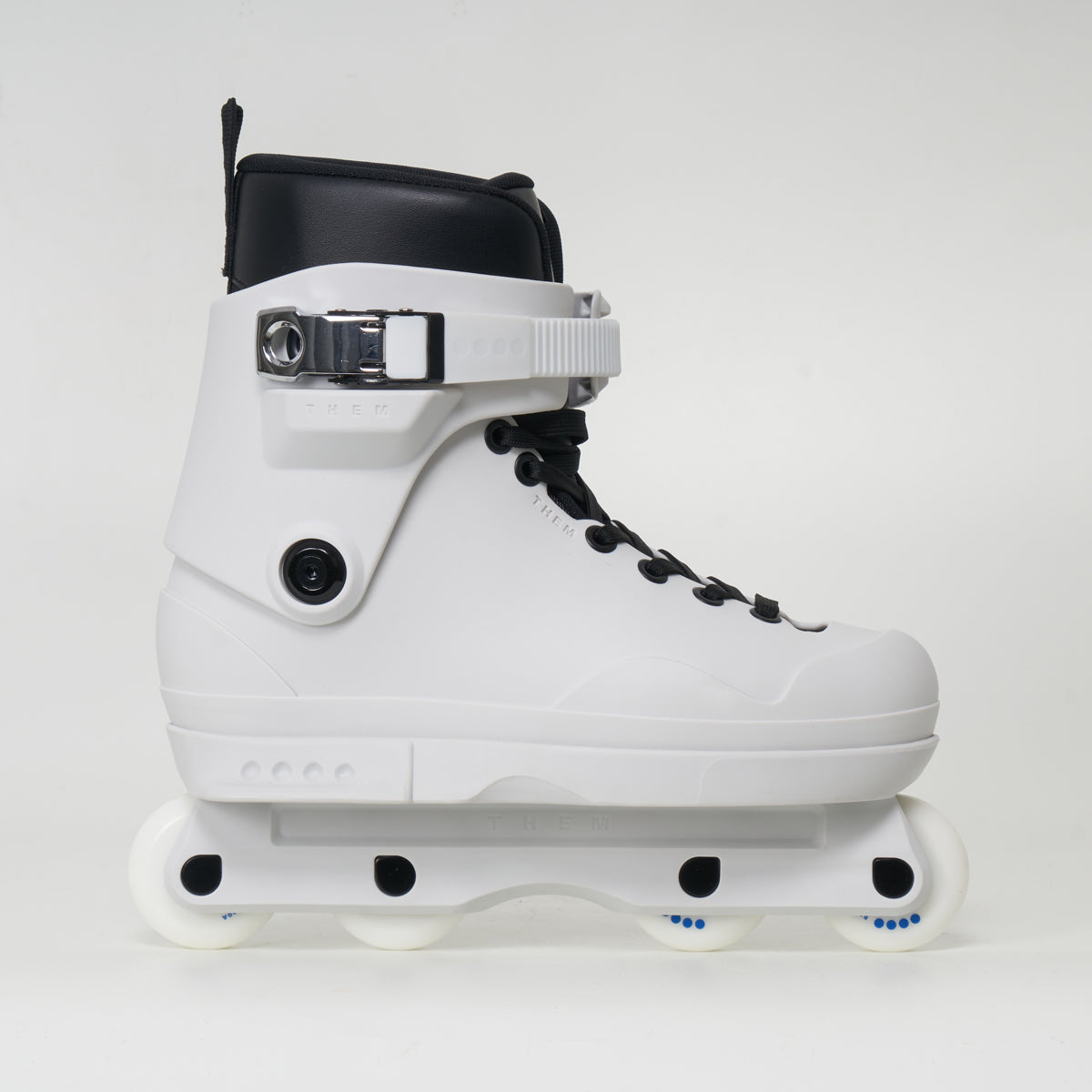 Them 909 Skates White - With Them Liner, V.3 Soulplate and NEW SHELL SIZES