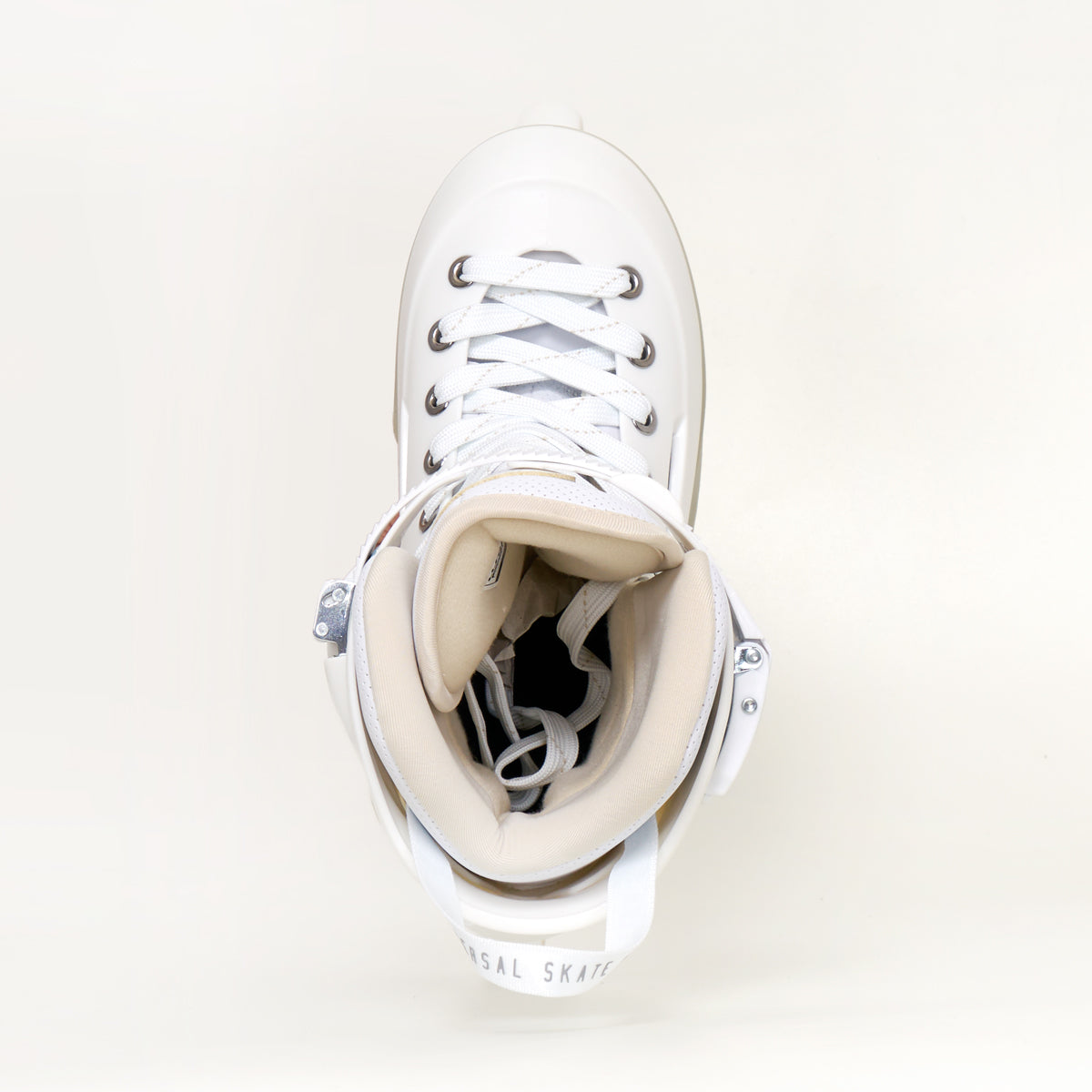 USD Sway Chess Skates - White