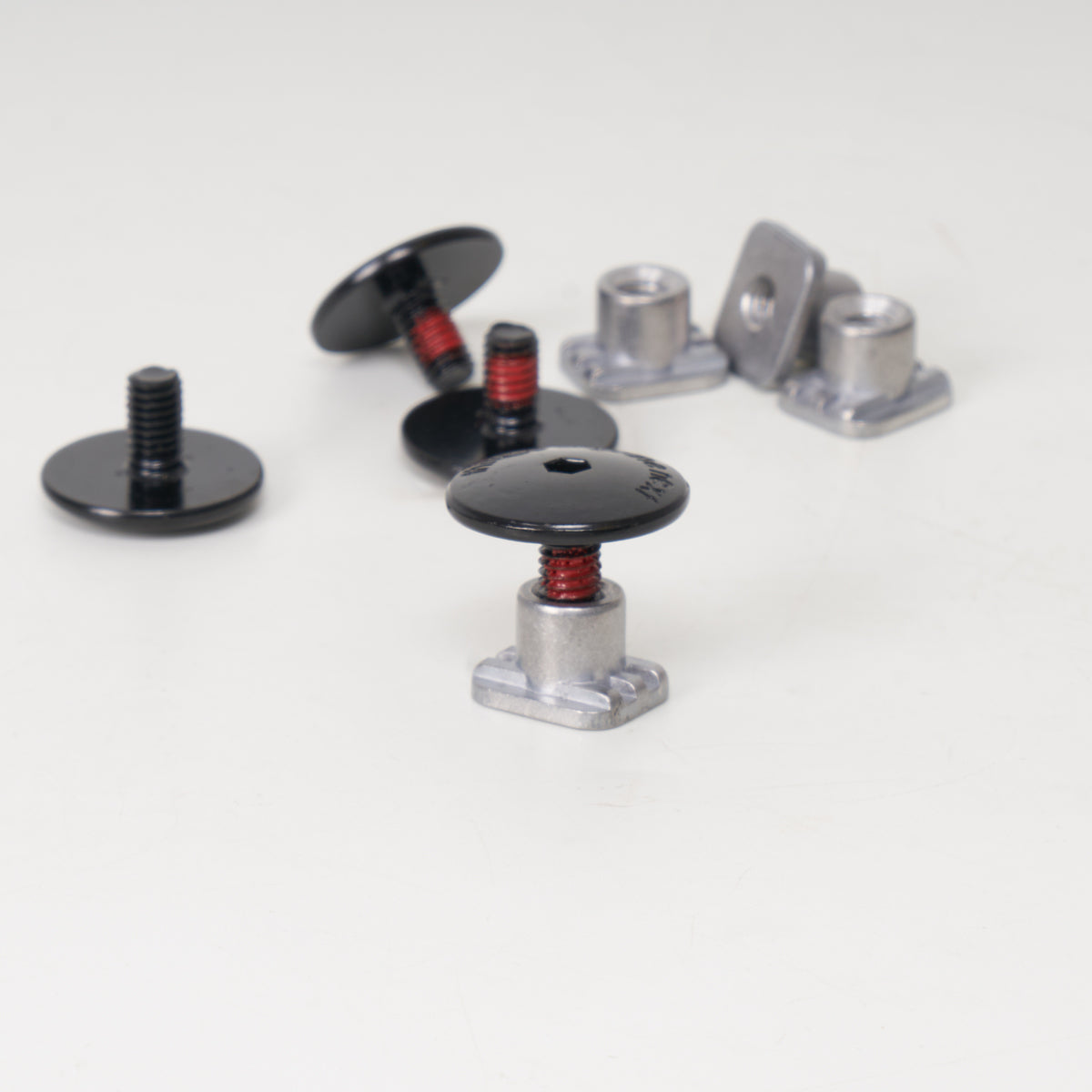 Echo Skates Cuff Bolt Set