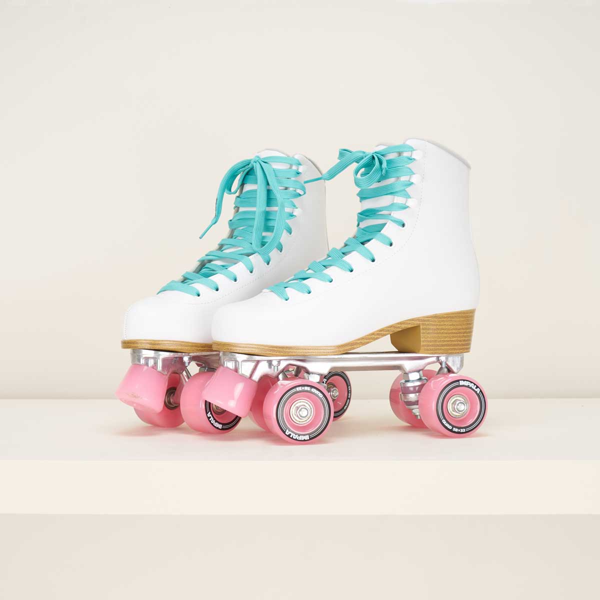 Impala Roller Skates White