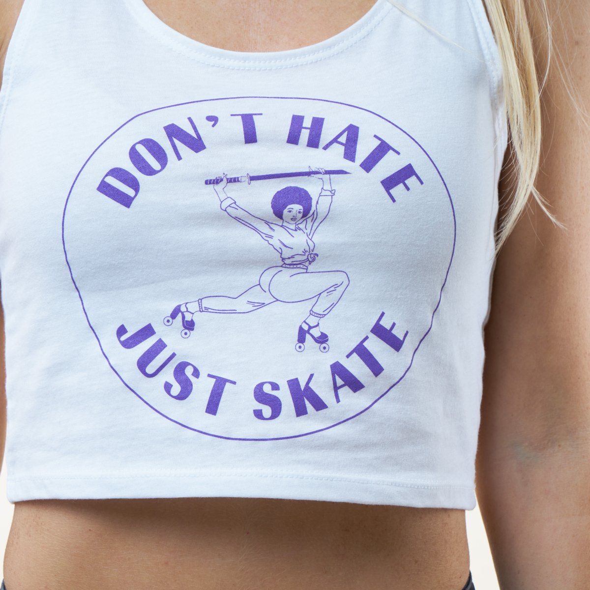 Paradise by Marawa 'Don't hate just skate' White crop