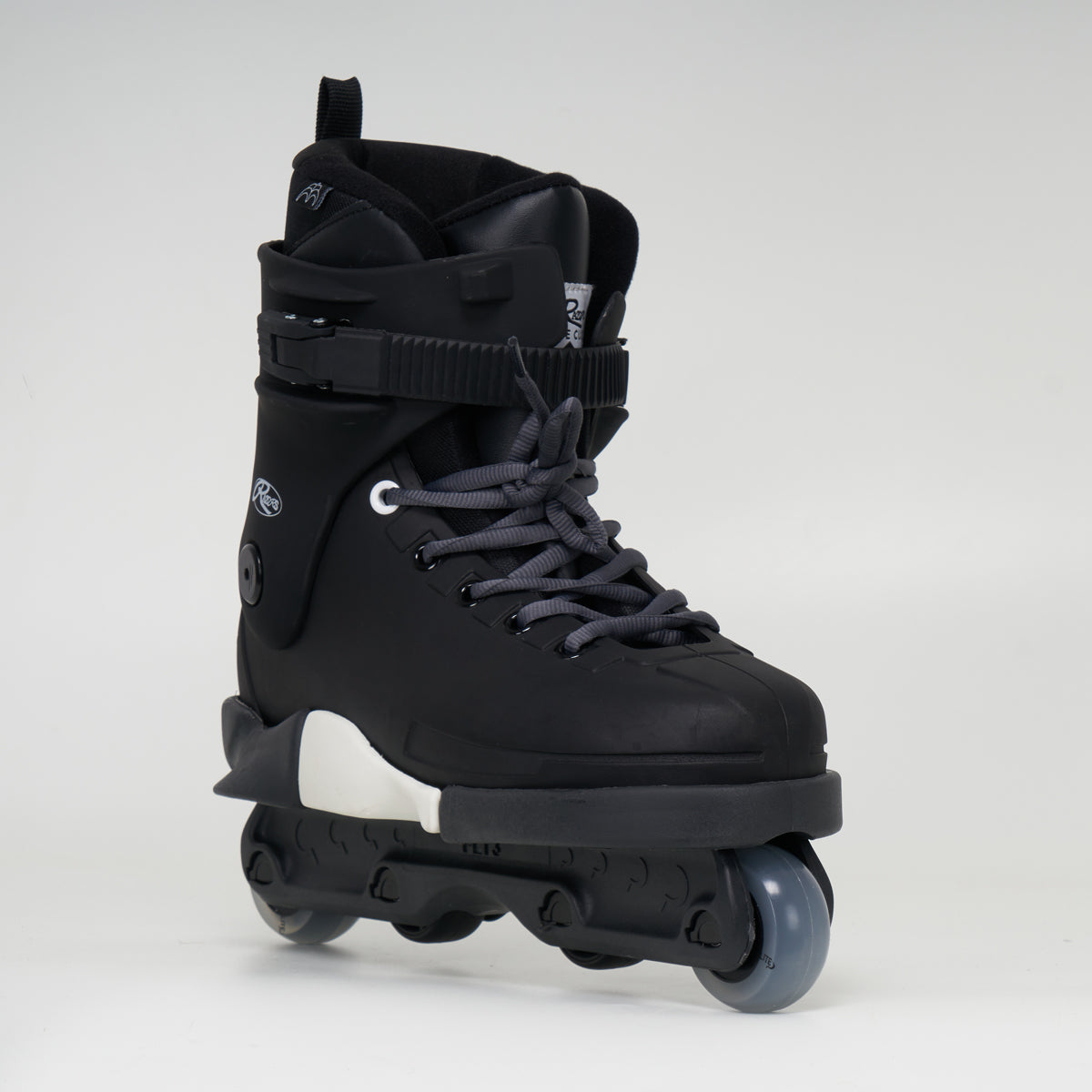 Razors Cult Black Skates