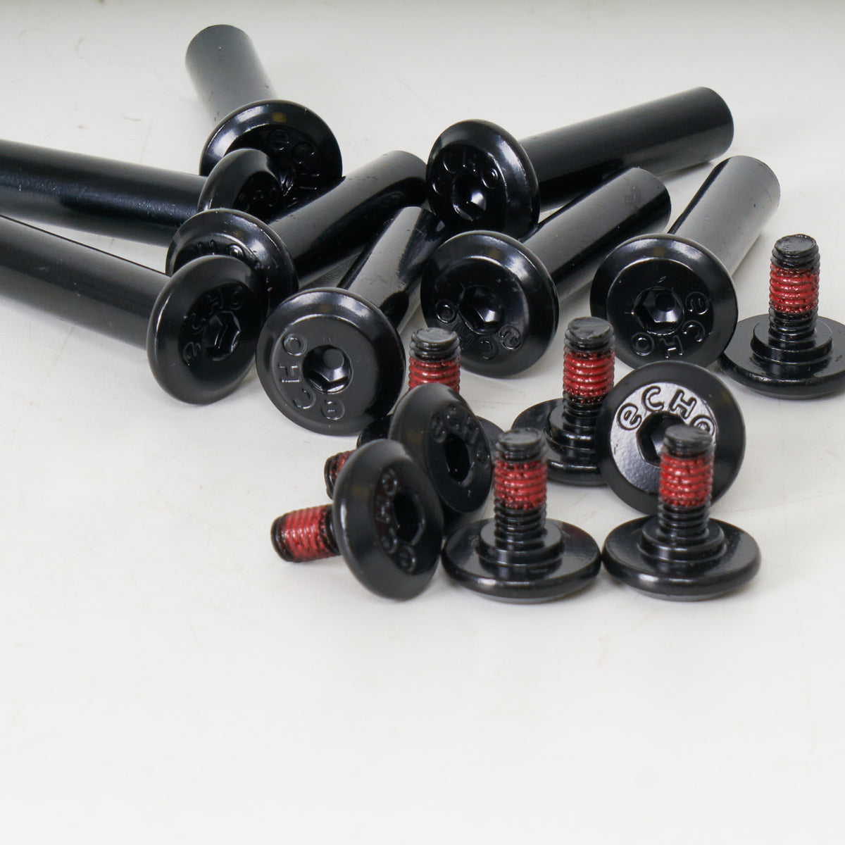 Echo Skates Frame Axle Set