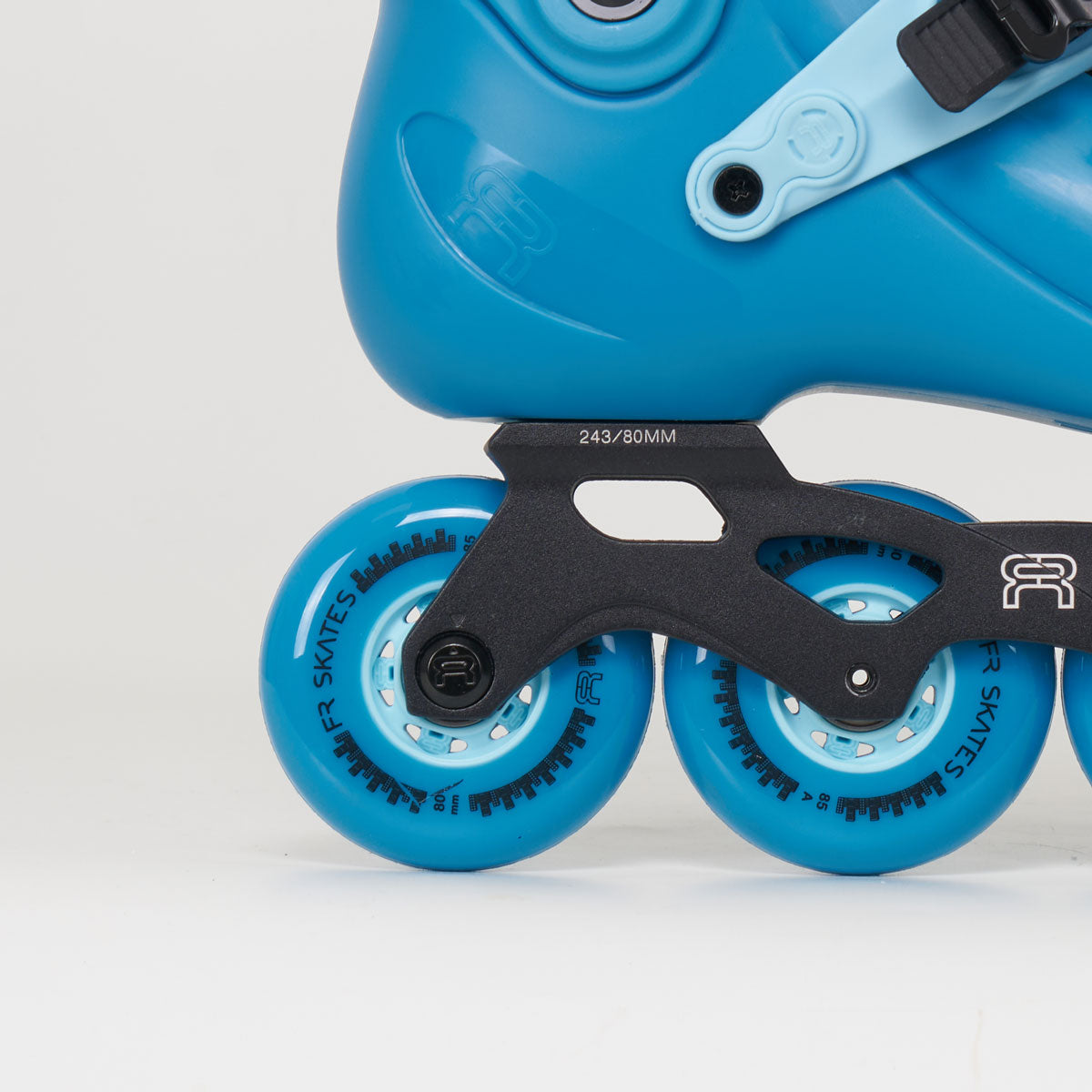 FR Skates FR3 80 - Unisex - Blue