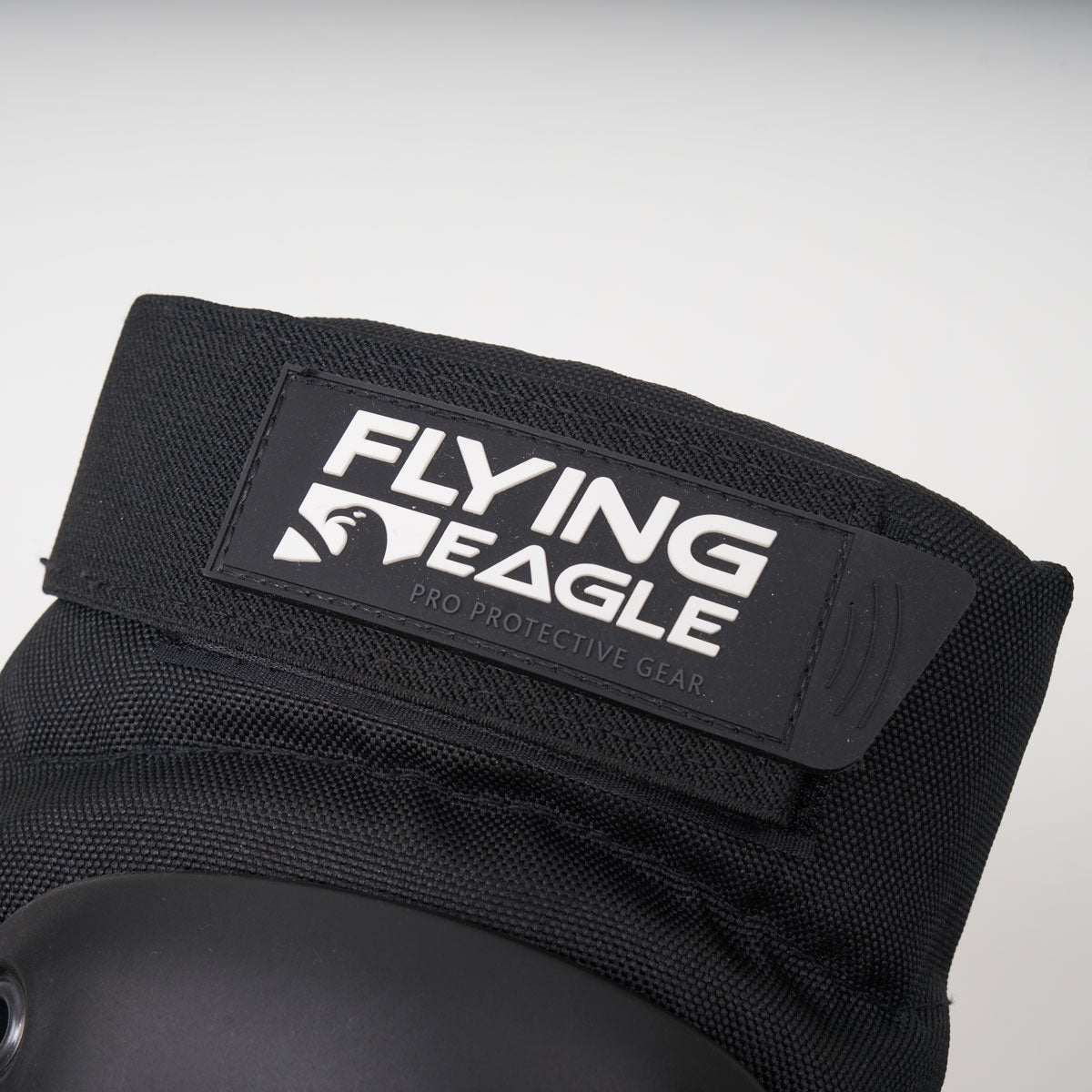 Flying Eagle Armour X Knee Pads