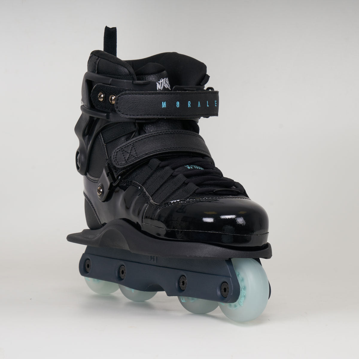Fm5 Gawds FM5 Franky Morales 5 Pro Skates - Black – Loco Skates