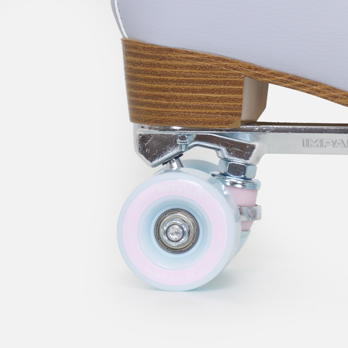 Impala Periwinkle Rollerskates