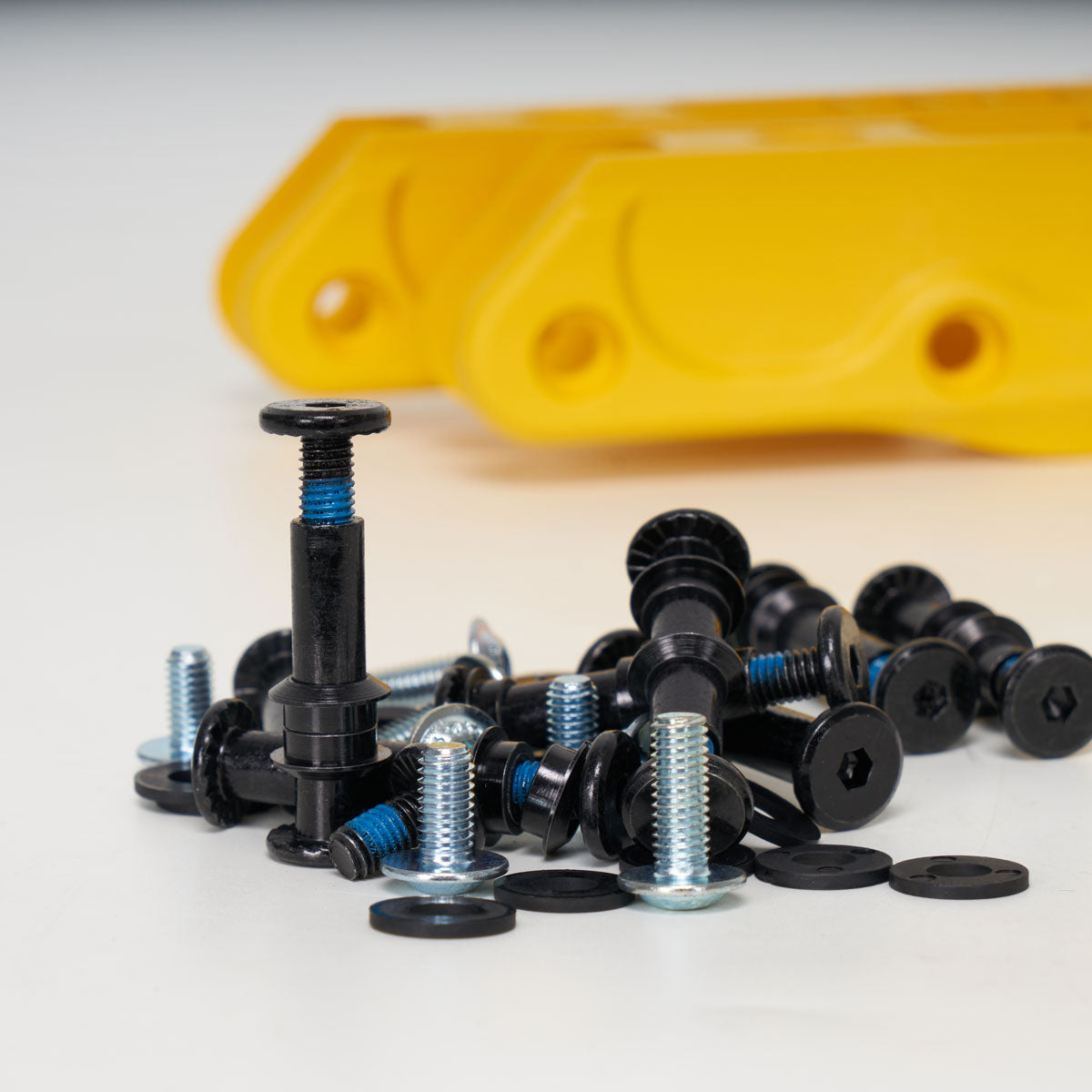 Modium Frame Oysi Medium Frames - Sunflower / Yellow – Loco Skates