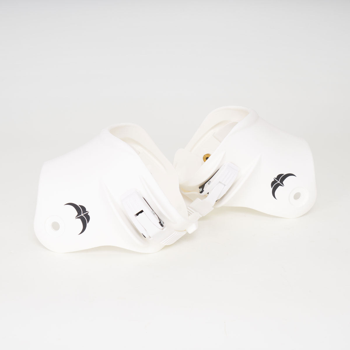 Razors V-Cut Cuffs - White with white buckle