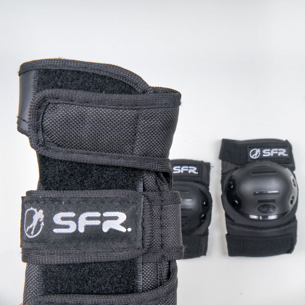 SFR 'Youth Ramp' Triple Kids Pad Set - Black - Loco Skates