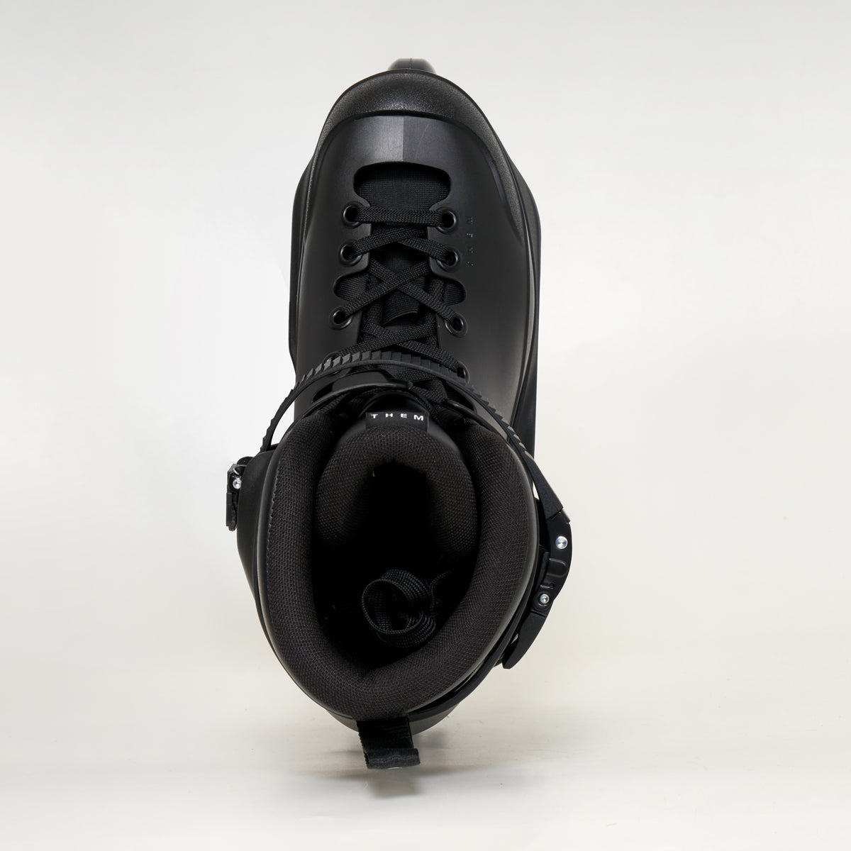 Them 901 Skates - Black