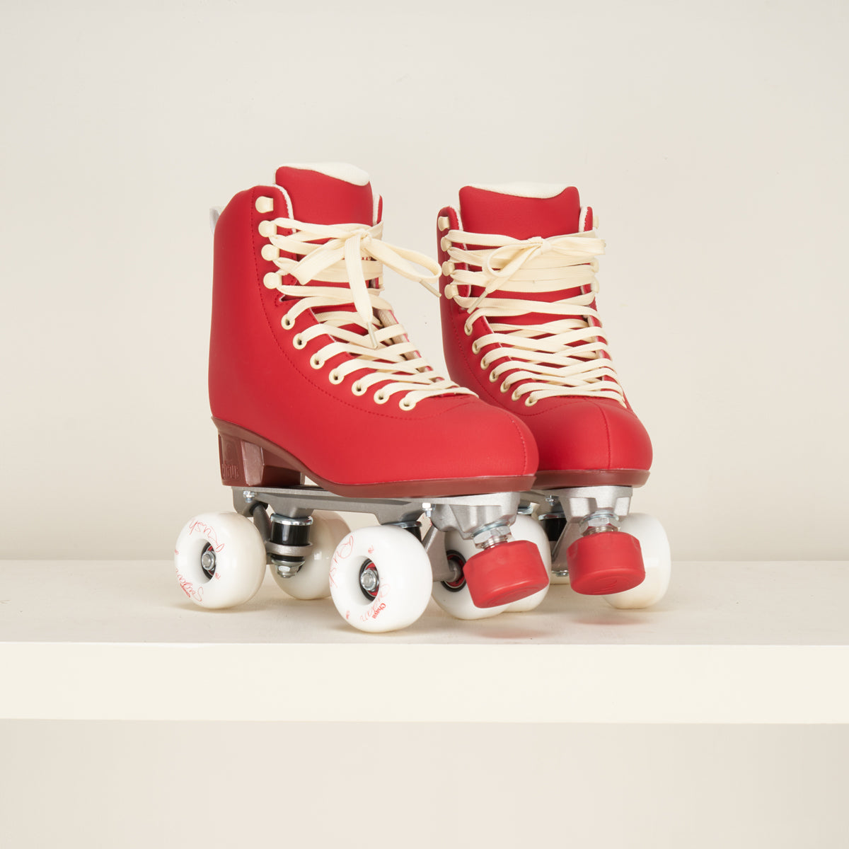 Chaya Deluxe Rollerskates Ruby Loco Skates